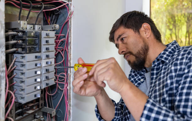 Best Commercial Electrician Services  in Glenville, CT